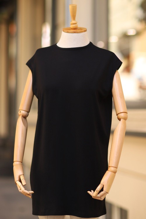 Bisiklet Yaka Sıfır Kol Penye İçlik Siyah