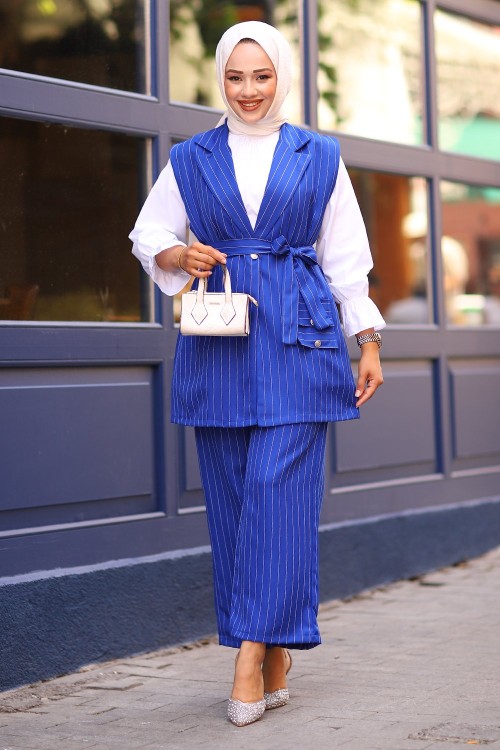 Süs Cepli Tesettür Yelekli Takım Saks Mavisi