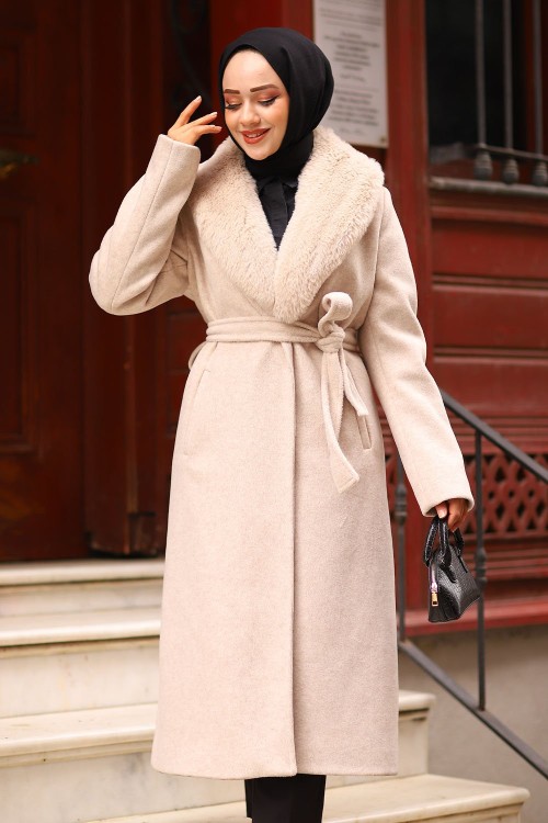 Kürk Detaylı Kaşe Tesettür Kaban Bej 2