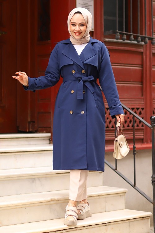 Altı Düğme Detaylı Kuşaklı Tesettür Trençkot Lacivert
