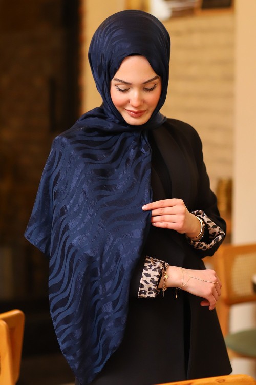 Çift Taraflı İpeksi Pamuk Jakar Kumaş Dalga Desen Tesettür Şal Serisi Koyu Lacivert
