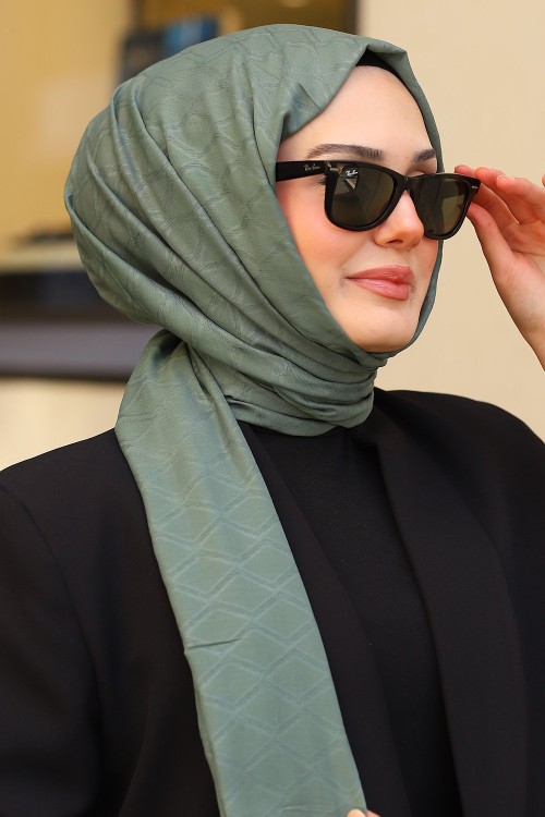 Çift Taraflı İpeksi Pamuk Jakar Kumaş Elmas Desen Tesettür Şal Serisi Yeşil