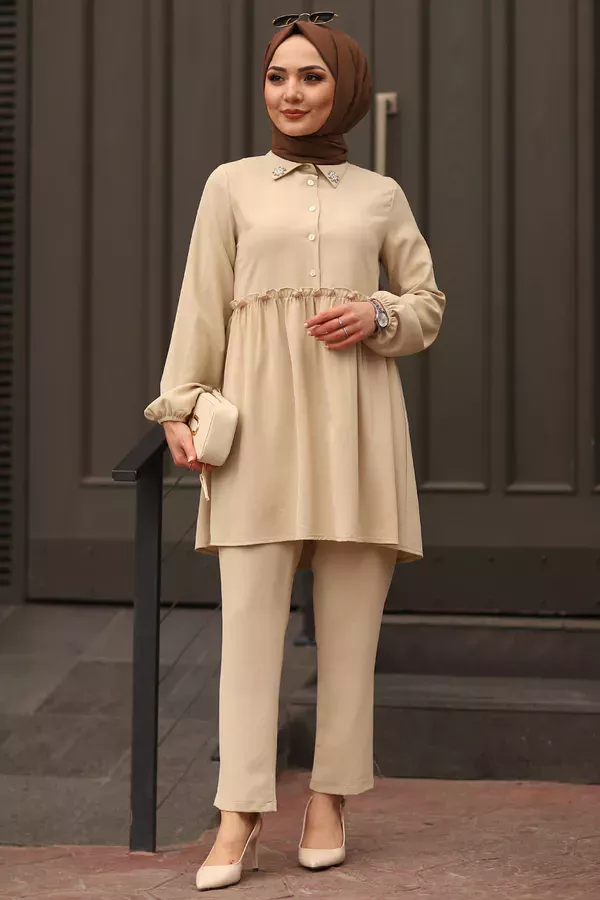 Yaka Taş Detaylı Tesettür Ayrobin Takım Bej